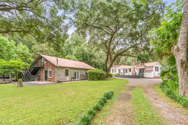 1579 River Rd, Johns Island, SC 29455