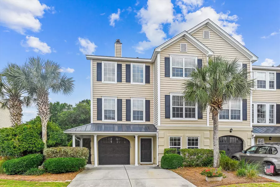 1443 Hamlin Park Cir, Mount Pleasant, SC 29466