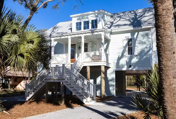 806 Jungle Rd, Edisto Island, SC 29438