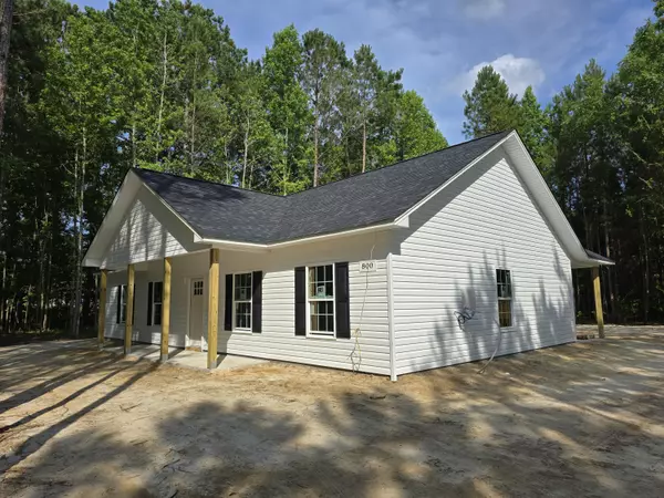 800 Toney Bay Rd, Holly Hill, SC 29059