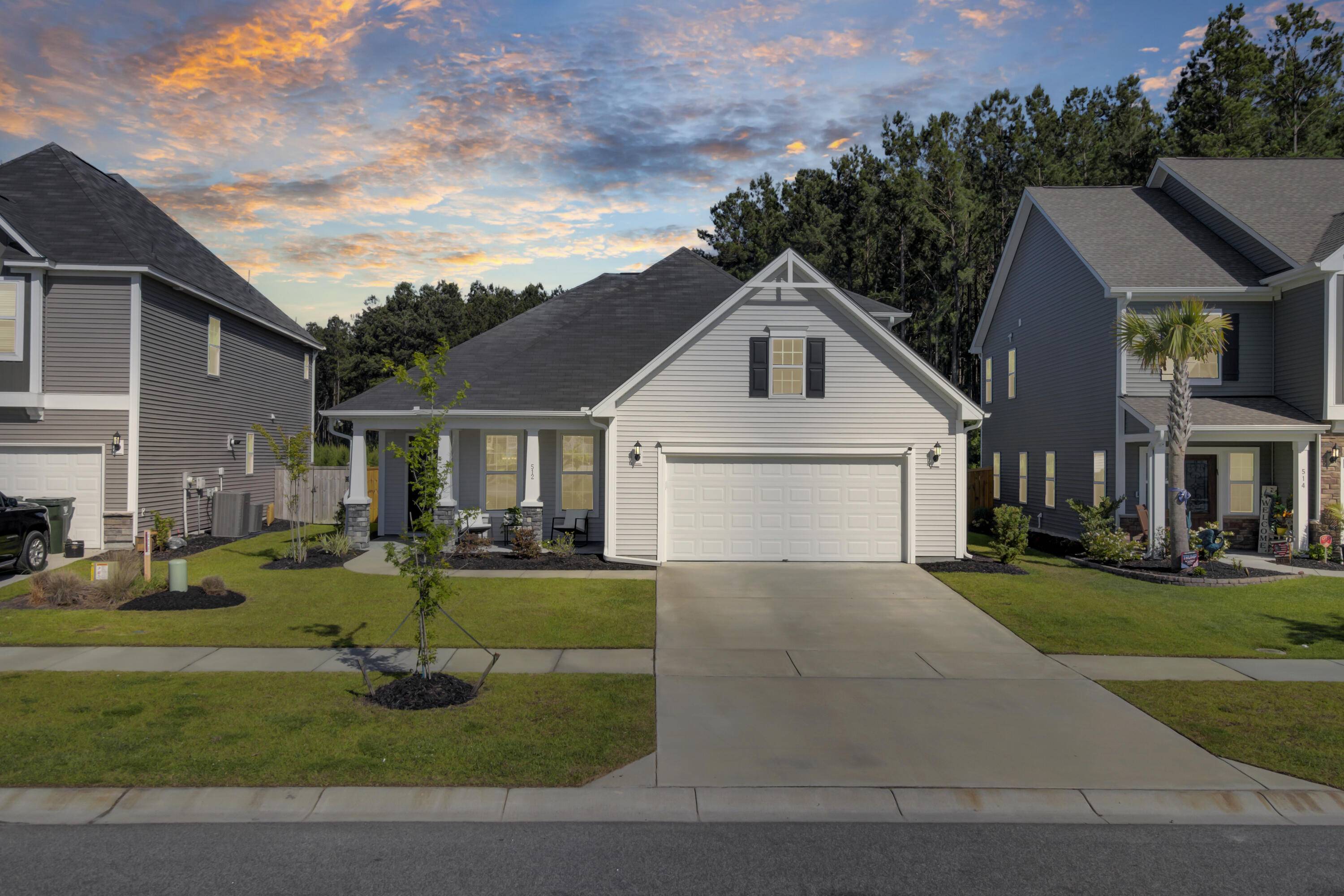 512 Dunswell Dr, Summerville, SC 29486