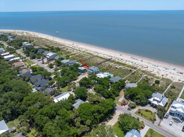 Edisto Island, SC 29438,3326 Palmetto Blvd