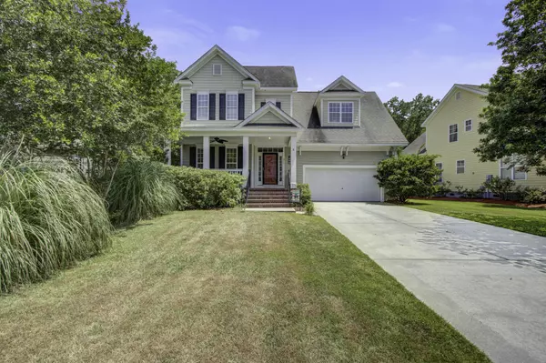 213 Carolinian Dr, Summerville, SC 29485