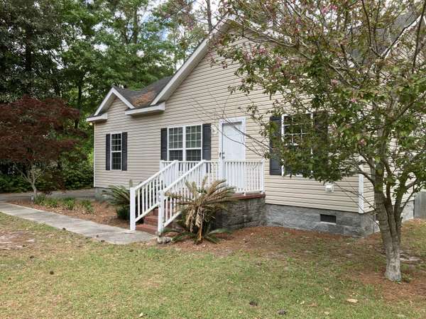 404 Hazel St, Walterboro, SC 29488