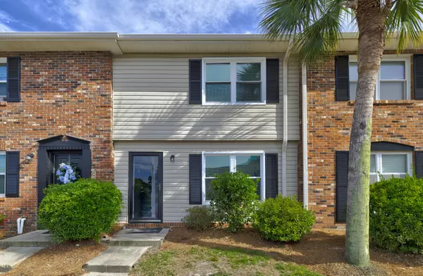 415 Parkdale Dr #3b, Charleston, SC 29414