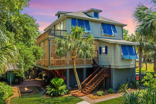 301 E Huron Ave, Folly Beach, SC 29439