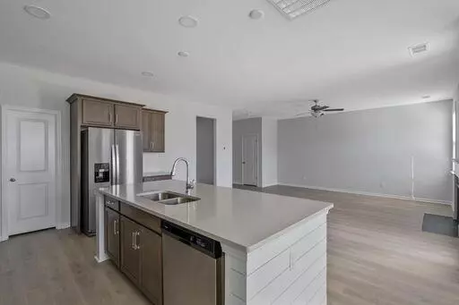 North Charleston, SC 29420,8702 Revival Rd