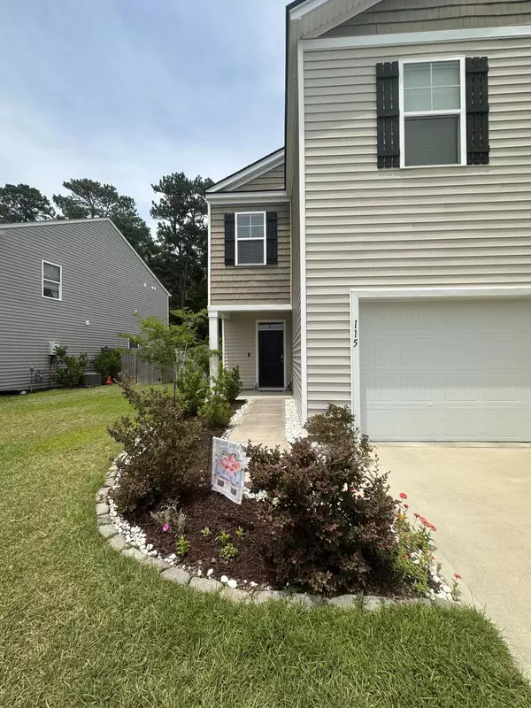 Summerville, SC 29483,115 Lagoona Dr