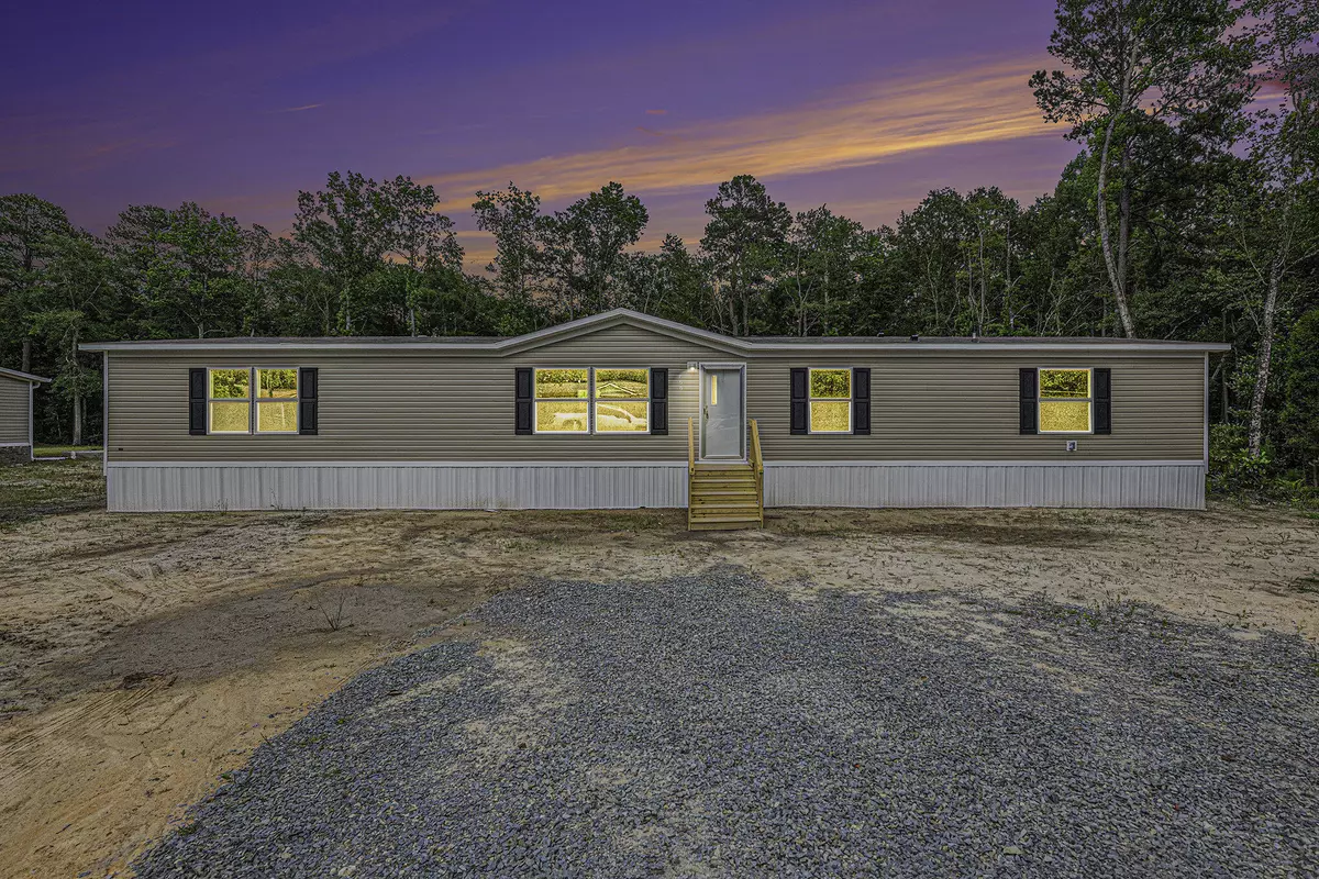 Moncks Corner, SC 29461,377 Horseshoe Rd