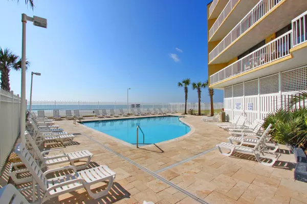 Folly Beach, SC 29439,201 W Arctic Ave #421