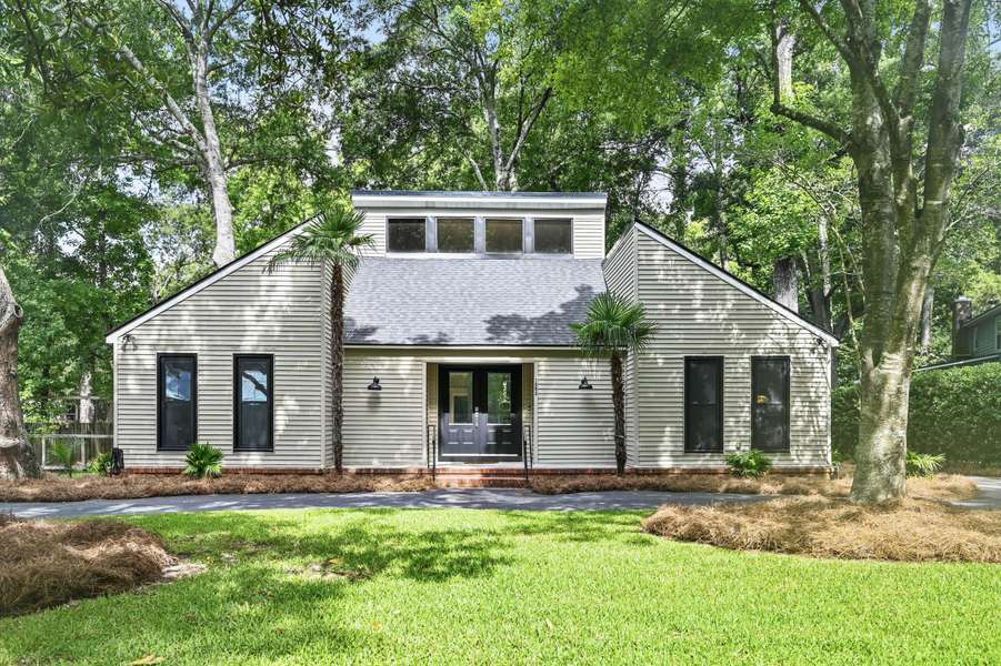 1052 Royalist Rd, Mount Pleasant, SC 29464