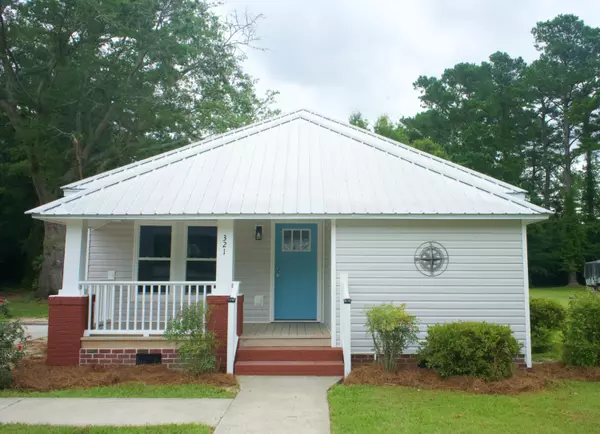 321 S Parler Ave, Saint George, SC 29477