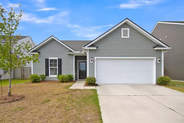 321 Silent Bluff Dr, Summerville, SC 29486