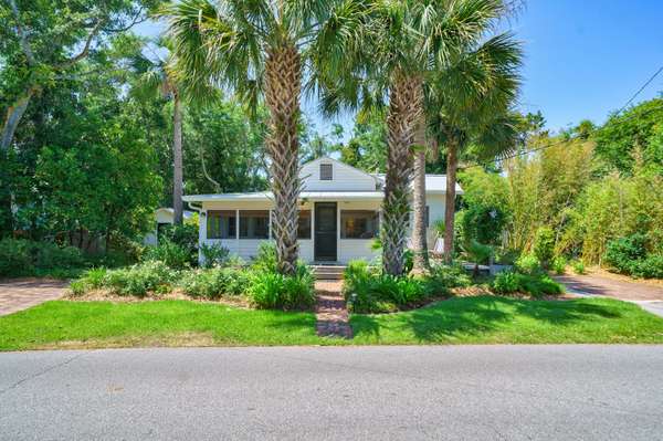 706 E Cooper Ave, Folly Beach, SC 29439