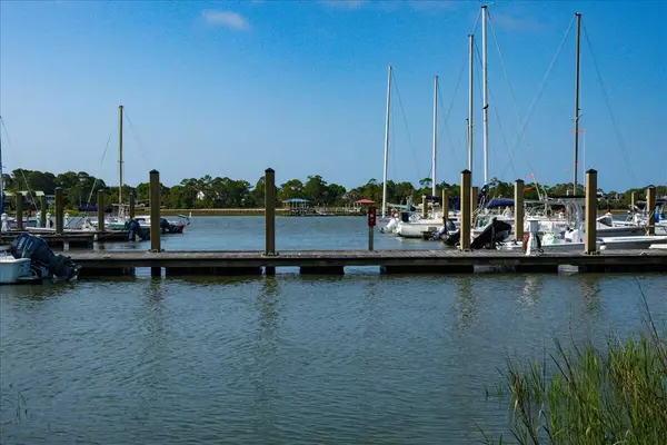 Folly Beach, SC 29439,2 Mcdonough Rd #F-2
