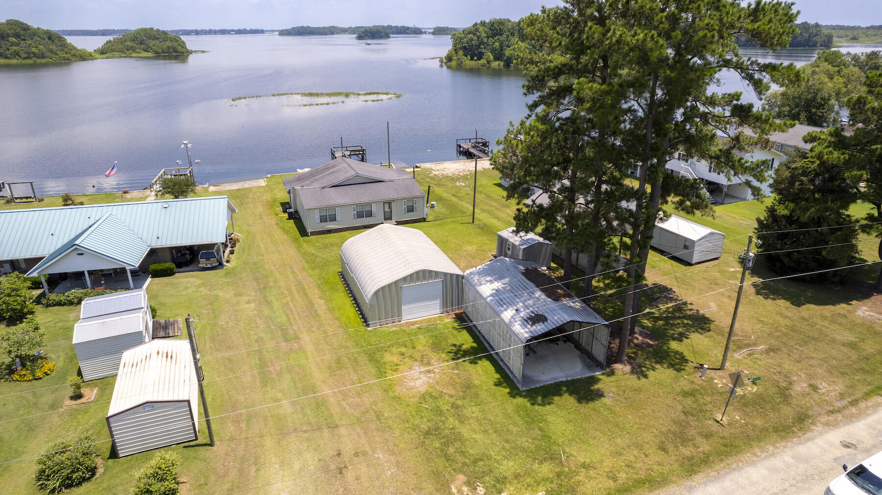 Summerton SC Home for Sale $ 297,000,AgentOwned Realty