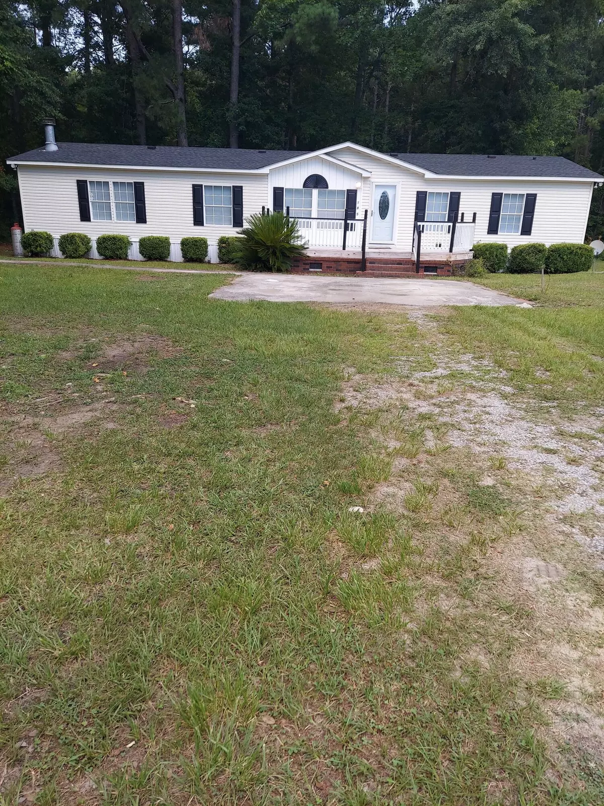 Mcclellanville, SC 29458,1185 Hester Waker St