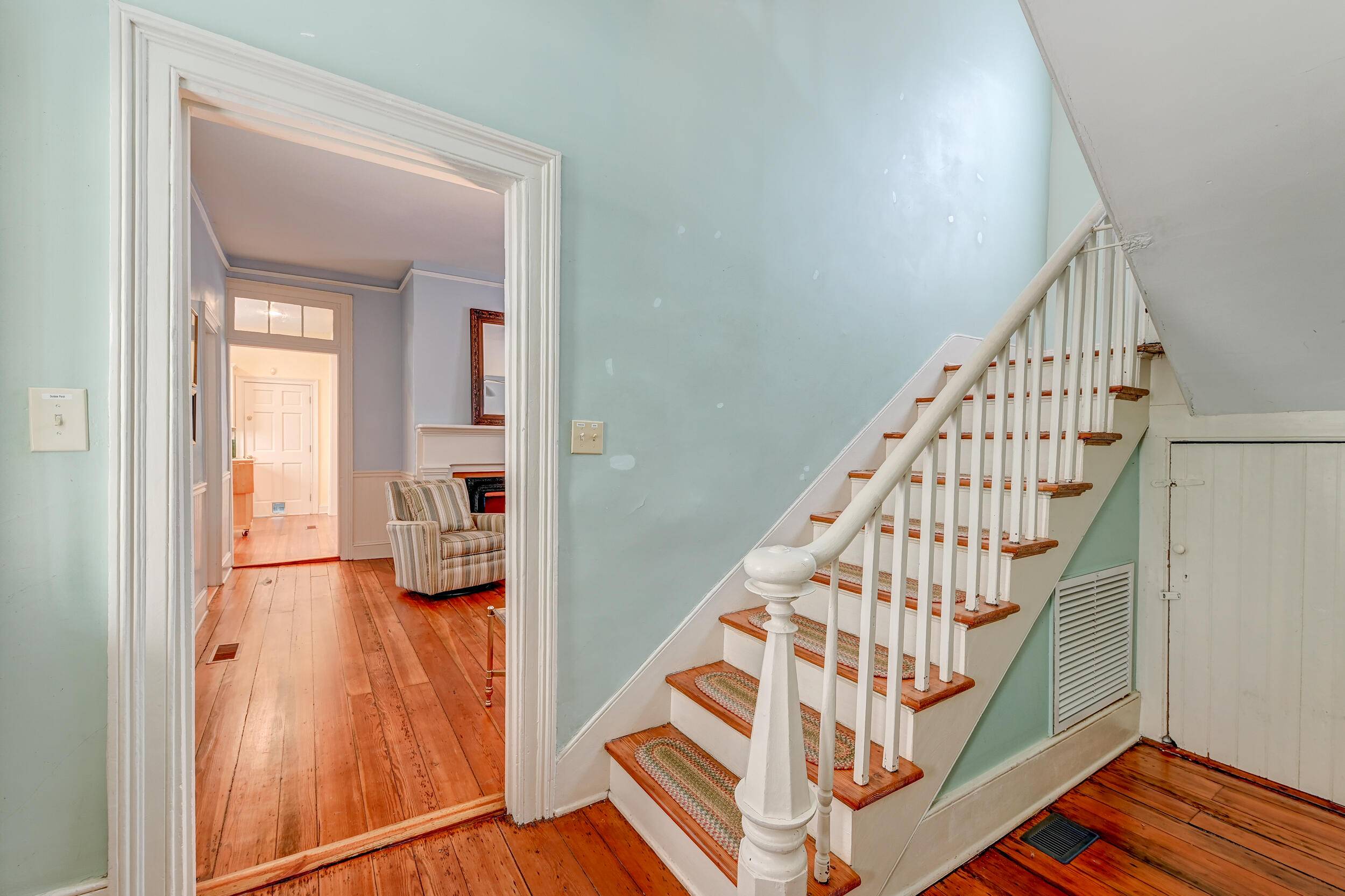 Charleston, SC 29403,68 Bogard St