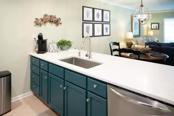 Edisto Beach, SC 29438,804 Club Cottage Ct