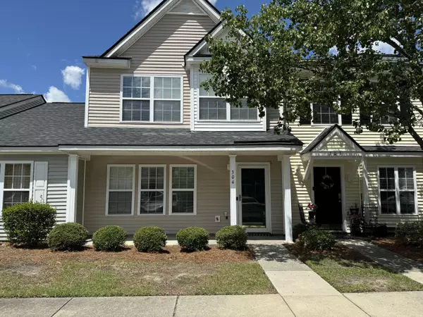 Summerville, SC 29483,304 Elm Hall Cir