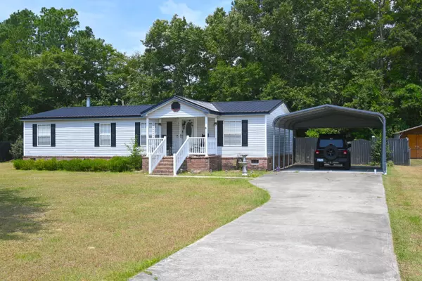 1291 Old Whitesville Rd, Moncks Corner, SC 29461