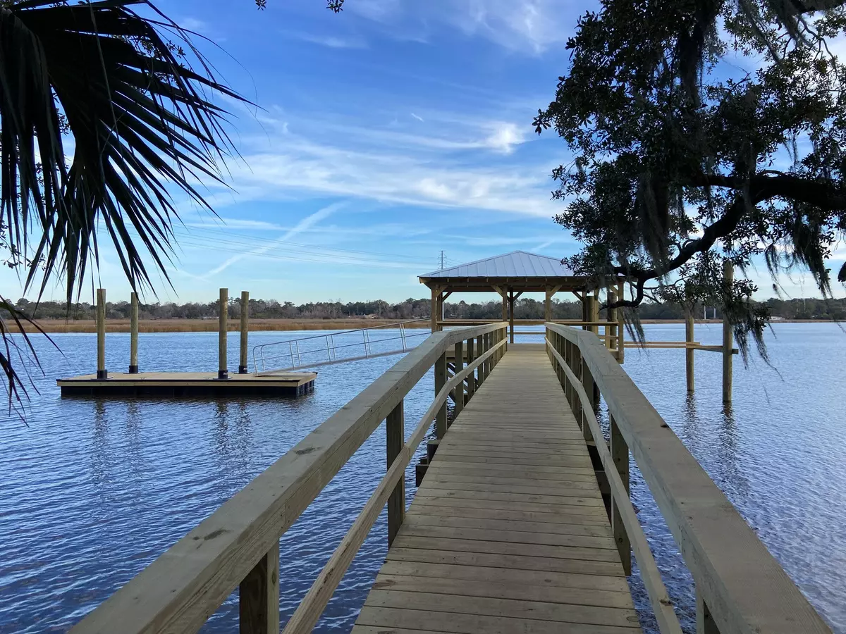 Charleston, SC 29414,2437 Rice Pond Rd