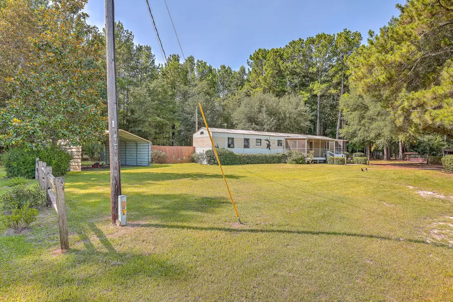 143 Edmarie Ln, Holly Hill, SC 29059