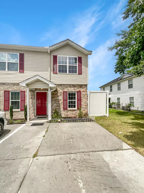 158 Pine Shadow Dr, Goose Creek, SC 29445