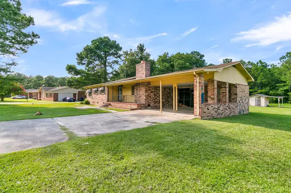 Saint Stephen, SC 29479,1144 Old Mill Rd