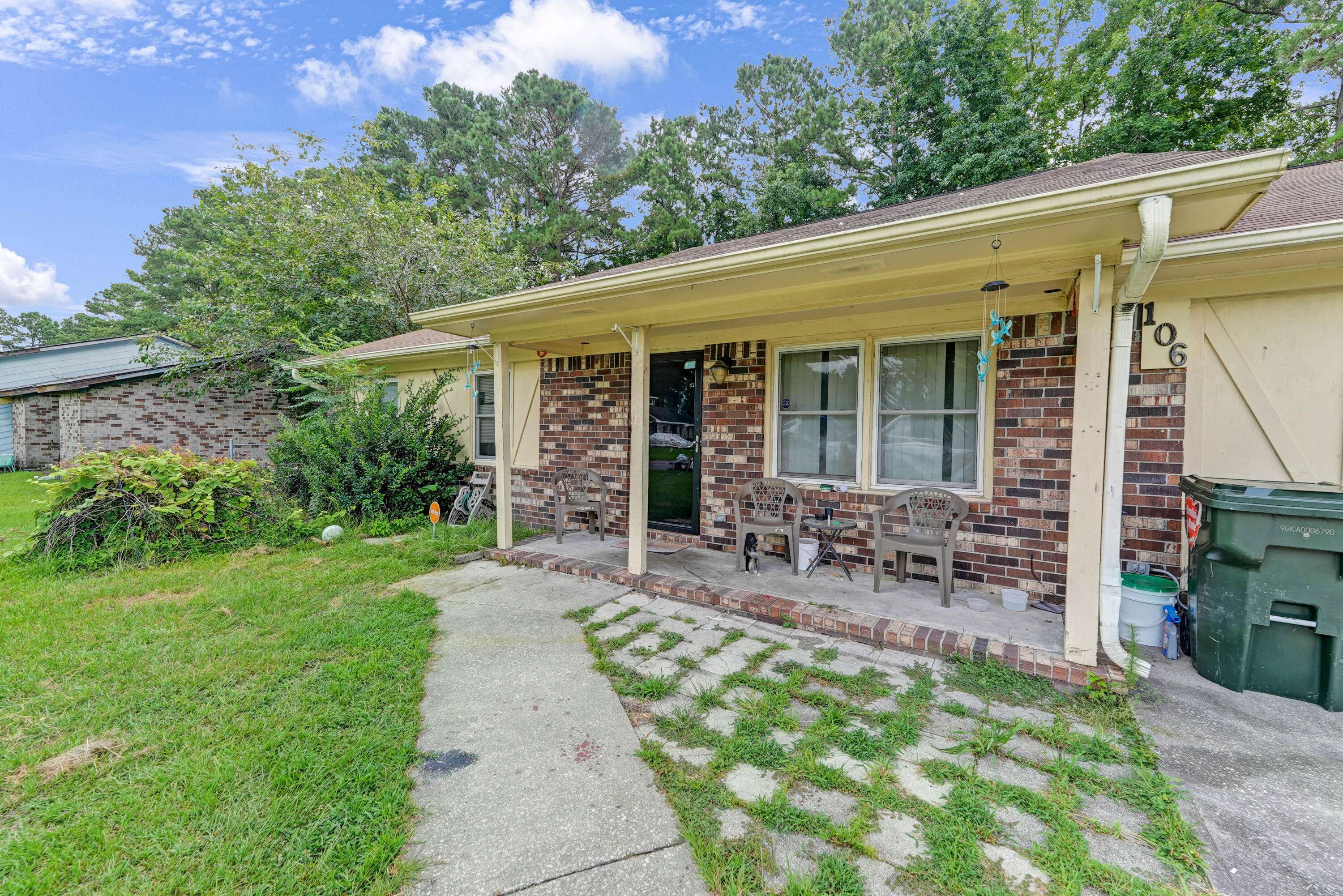 Summerville, SC 29483,106 Pawley Dr