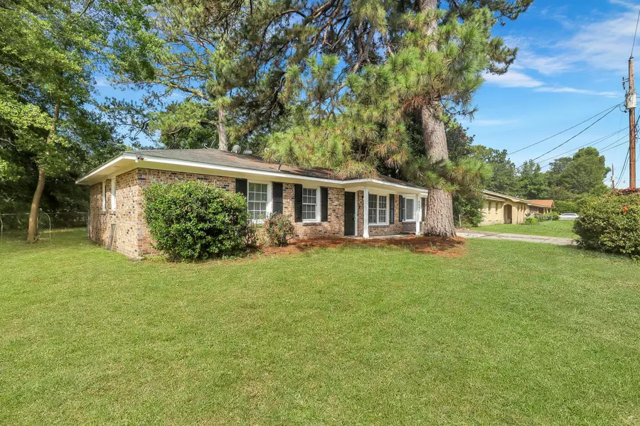 4445 Garwood Dr, Ladson, SC 29456