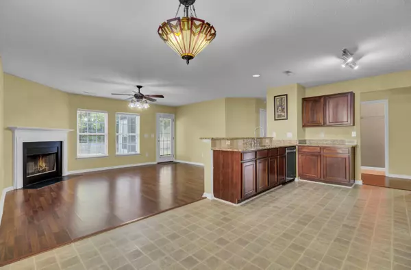 Summerville, SC 29485,4977 Ballantine Dr