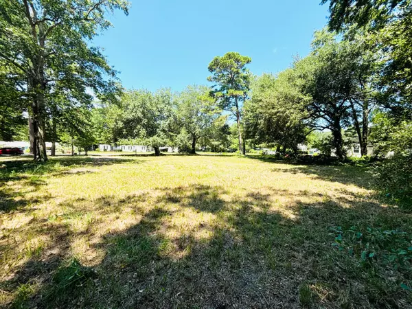 Bonneau, SC 29431,904 Hildebrand Dr