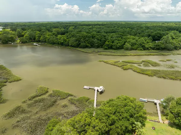 Wadmalaw Island, SC 29487,6024 Selkirk Plantation Rd