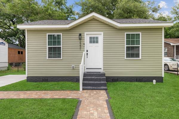 2231 Suffolk St,  North Charleston,  SC 29405