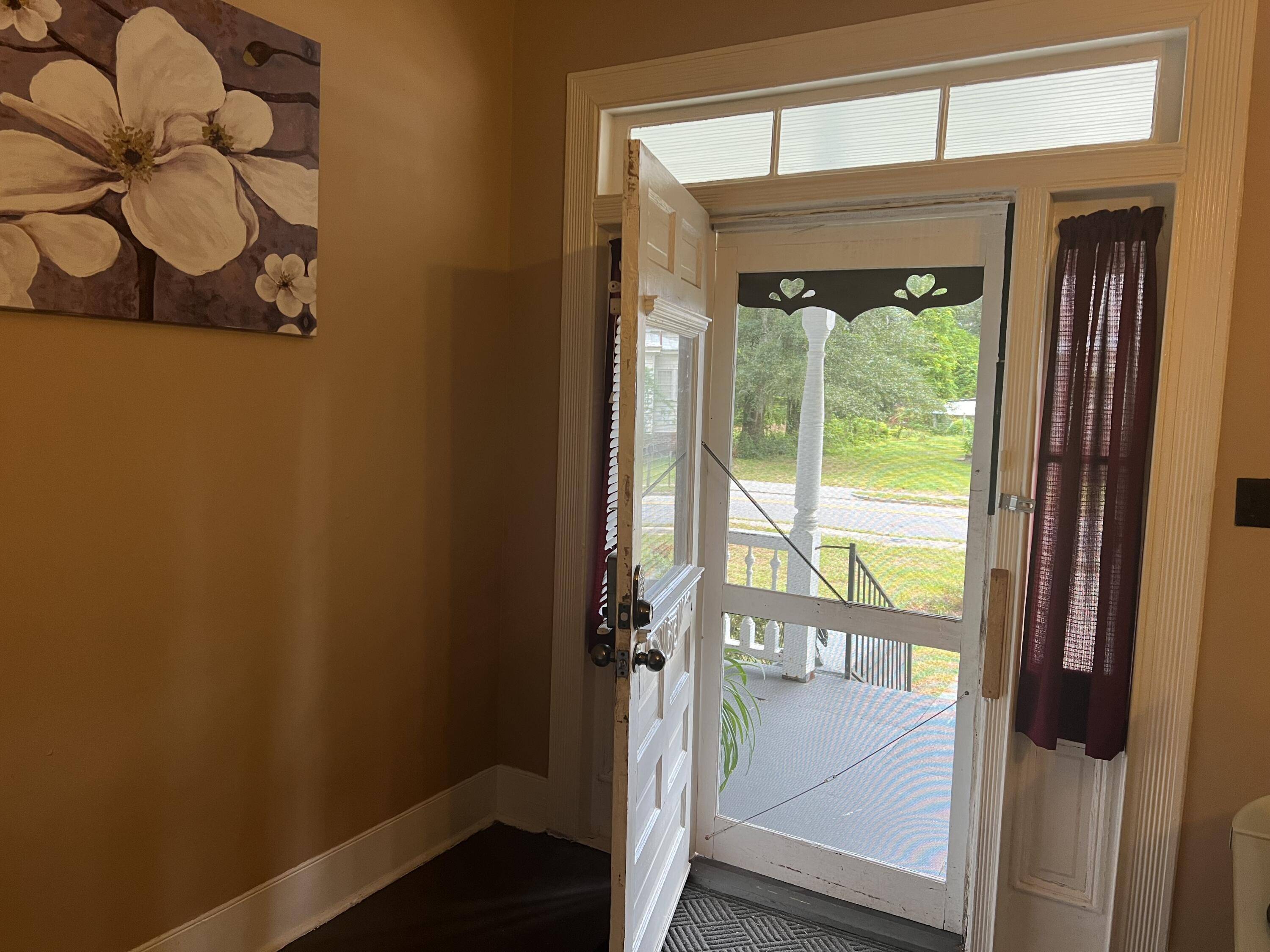 Walterboro, SC 29488,220 Black St