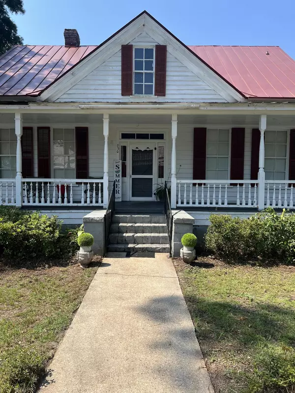 220 Black St, Walterboro, SC 29488