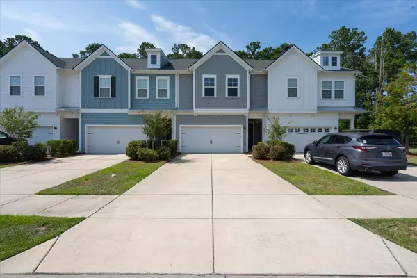 2402 Brackish Dr, Mount Pleasant, SC 29466