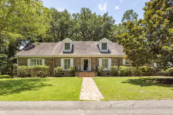 103 President Cir, Summerville, SC 29483