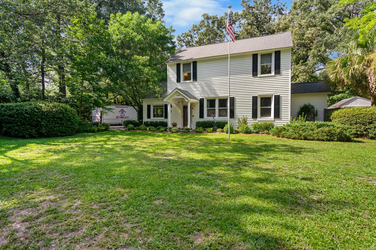 Summerville, SC 29483,109 Pine Grove Ave