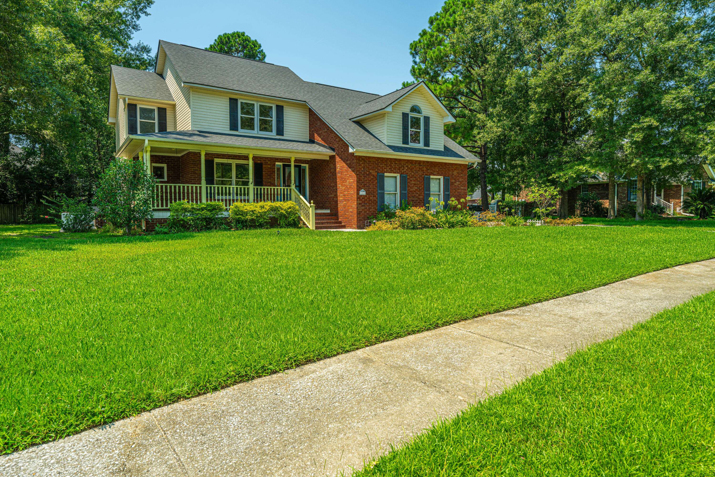 Summerville, SC 29483,111 Castle Harbor Dr