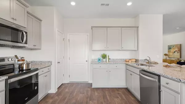Ravenel, SC 29470,2175 Macallan Blvd