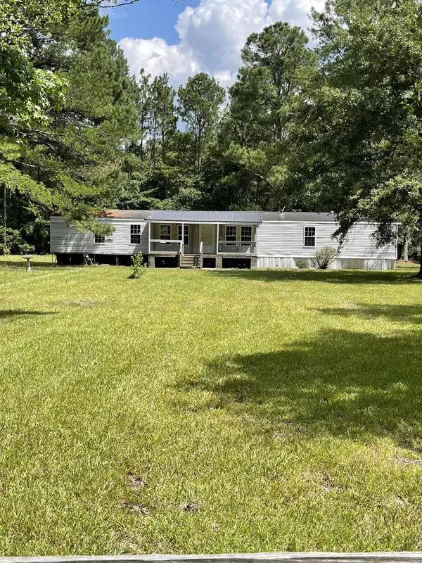 187 Easy St, Harleyville, SC 29448