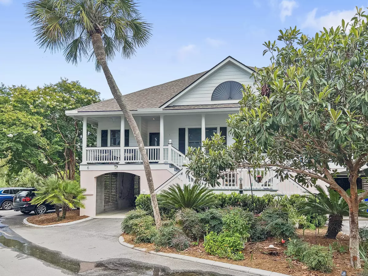 Isle Of Palms, SC 29451,6 Links Clubhouse Ct