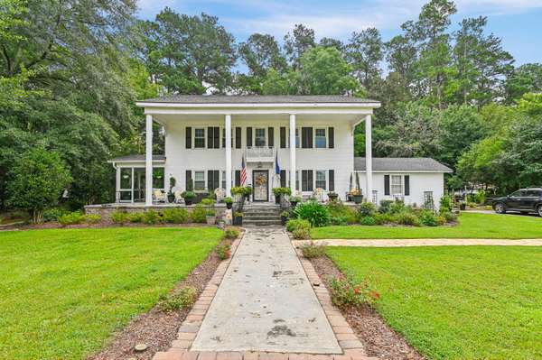 109 Quaker Rd, Saint George, SC 29477