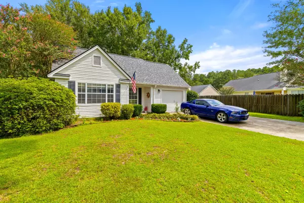 Summerville, SC 29485,515 Salterton St