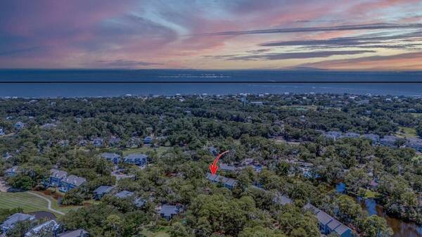 477 Sea Cloud Cir, Edisto Island, SC 29438