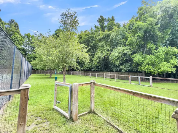 Charleston, SC 29414,2494 Etiwan Ave #H4