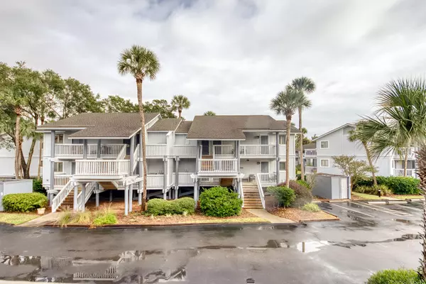 40 Lagoon Villas, Isle Of Palms, SC 29451