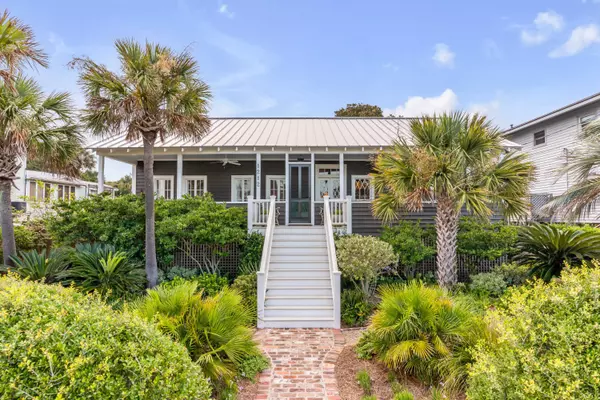 1212 E Arctic Ave, Folly Beach, SC 29439